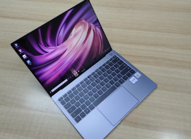 unboxing-hands-on-huawei-matebook-x-pro-2020