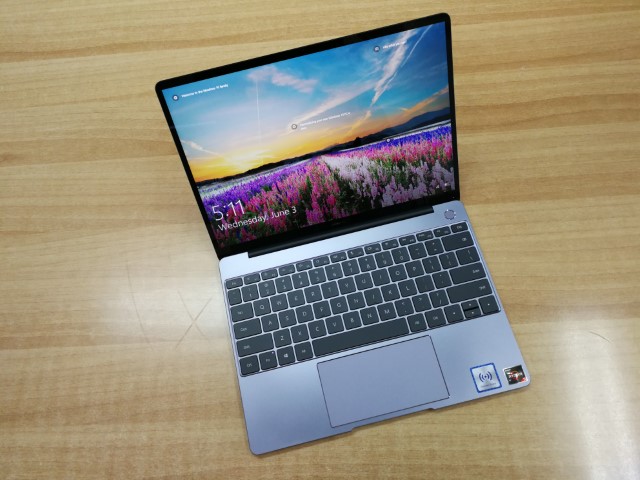 unboxing-hands-on-huawei-matebook-13