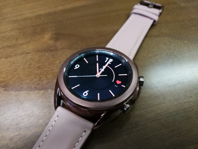 unboxing-hands-on-samsung-galaxy-watch-3