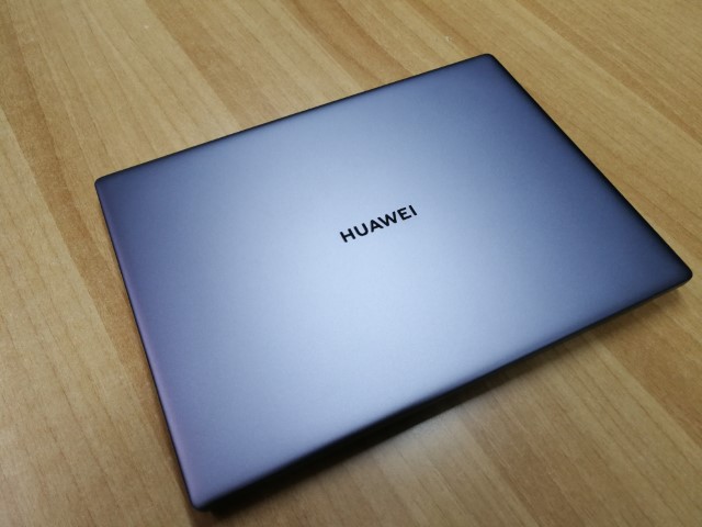 unboxing-hands-on-huawei-matebook-14