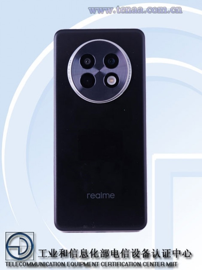 -realme-13