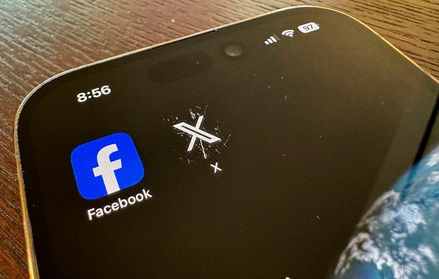 Ο-βρετανικός-guardian-λέει-ότι-δεν-θα-δημοσιεύσει-πλέον-στο-x-του-Έλον-Μασκ