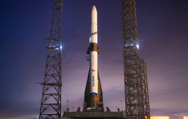 Αναβλήθηκε-ξανά-η-εκτόξευση-του-πυραύλου-του-Τζεφ-Μπέζος-που-υπόσχεται-να-μεταφέρει-ανθρώπους-στο-διάστημα