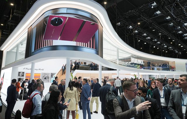 mwc-2025:-Η-huawei-αποκαλύπτει-τον-κόσμο-του-αύριο-με-κορυφαίες-συσκευές-και-real-life-demos