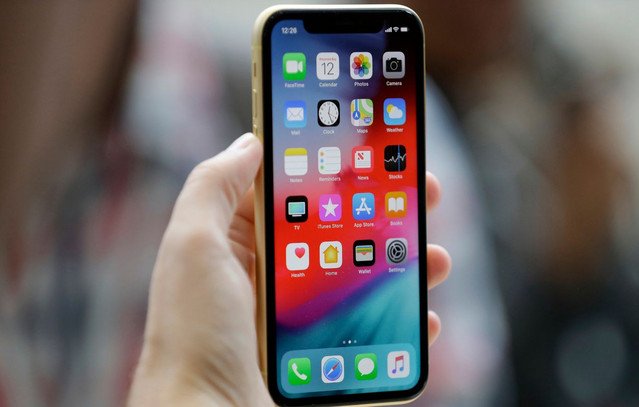 Η-apple-επιταχύνει-τη-μεταφορά-παραγωγής-iphone-στην-Ινδία-για-να-αποφύγει-τους-δασμούς