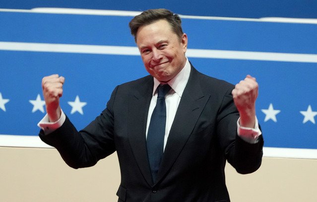 Το-x-«πάγωσε»,-ο-Μασκ-επανήλθε-–-Υπόσχεται-απόλυτη-αφοσίωση-σε-tesla-και-xai