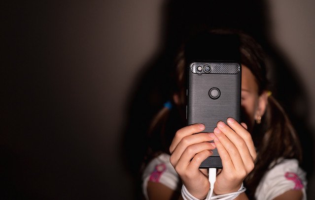 «Φρένο»-στην-είσοδο-των-νέων-στα-social-media-–-Σκέψεις-για-όριο-«ψηφιακής-ενηλικίωσης»-στην-ΕΕ-μετά-από-πρόταση-της-Ελλάδας