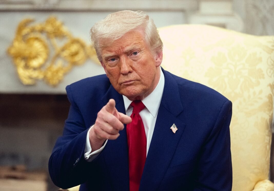 20-τεχνολογικοί-κολοσσοί-που-πλήττονται-από-τα-νέα-τέλη-100.000-δολαρίων-για-τις-βίζες-h-1b