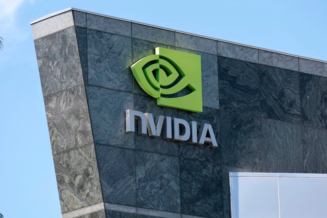 Η-nvidia-παρουσίασε-το-πρώτο-τσιπ-ΑΙ-που-κατασκευάστηκε-στις-ΗΠΑ-σε-συνεργασία-με-την-tsmc