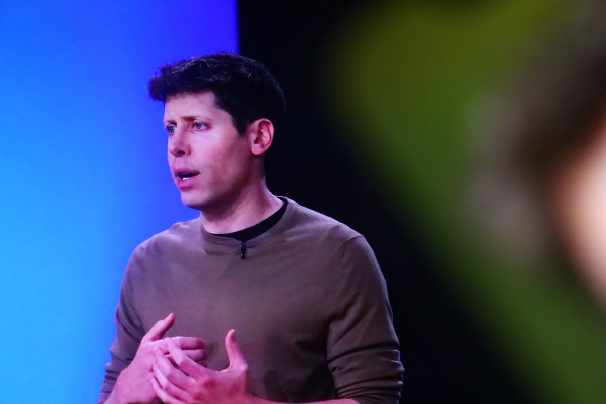 Γιατί ο Σαμ Άλτμαν ανυπομονεί να τον… απολύσει η τεχνητή νοημοσύνη