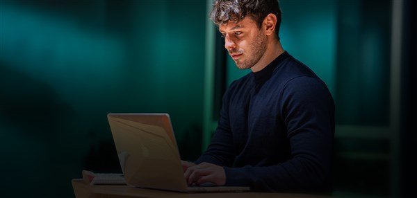 nova-και-nrg-συνεργάζονται-για-ενέργεια-και-προσιτό-internet