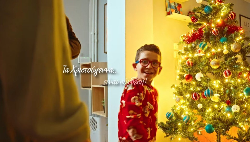 Τα-Χριστούγεννα-είναι-Σύνδεση:-Η-inalan-φέρνει-τους-ανθρώπους-κοντά