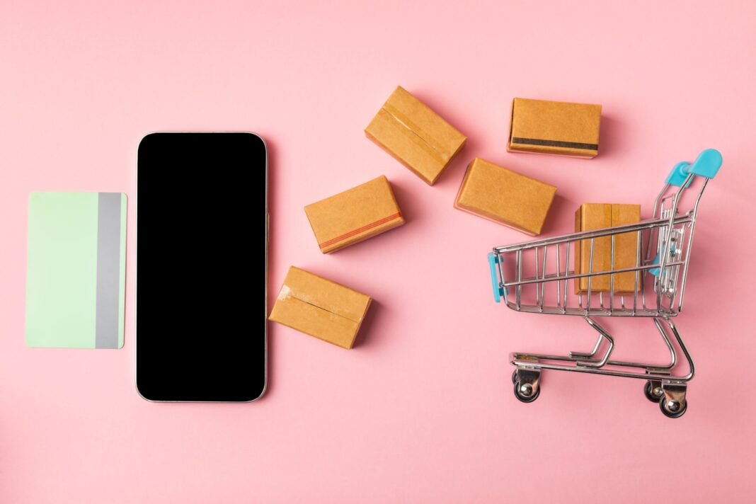 ΕΚΠΟΙΖΩ:-Το-influencer-marketing-στο-στόχαστρο-ευρωπαϊκής-έρευνας-–-Προβληματισμός-για-την-ασφάλεια-των-ανηλίκων