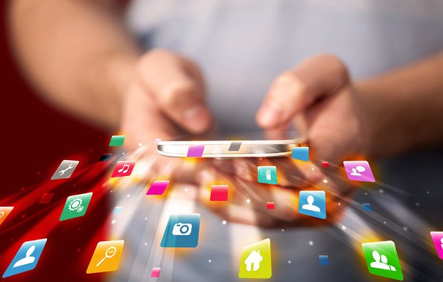 Είσαι-νεκρός;-Η-viral-εφαρμογή-για-όσους-ζουν-μόνοι-τους-–-«Αν-πέθαινα-μόνος,-ποιος-θα-μάζευε-το-σώμα-μου;»