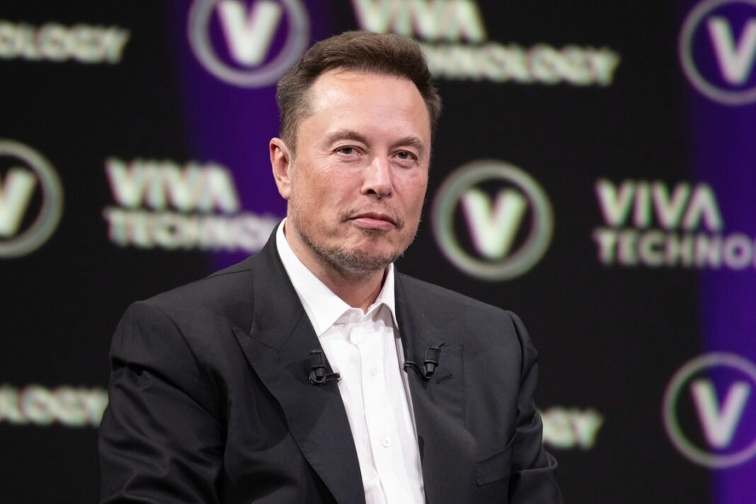o-Έλον-Μασκ-ανακοινώνει-terafab-στο-Όστιν:-Η-tesla,-η-spacex-και-η-xai-ετοιμάζουν-τσιπ-για-ai-και-διαστημικά-κέντρα-δεδομένων