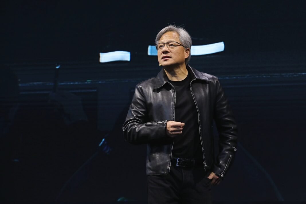nvidia:-Όταν-το-merch-κοστίζει-όσο-μια-μετοχή-–-180-δολάρια-για-ένα-πουλόβερ-του-Τζένσεν-Χουάνγκ