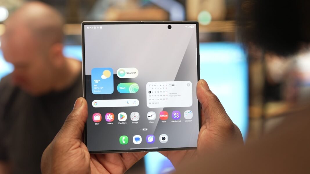 samsung:-Στροφή-στην-στρατηγική-για-τα-αναδιπλούμενα samsung:-Στροφή-στην-στρατηγική-για-τα-αναδιπλούμενα
