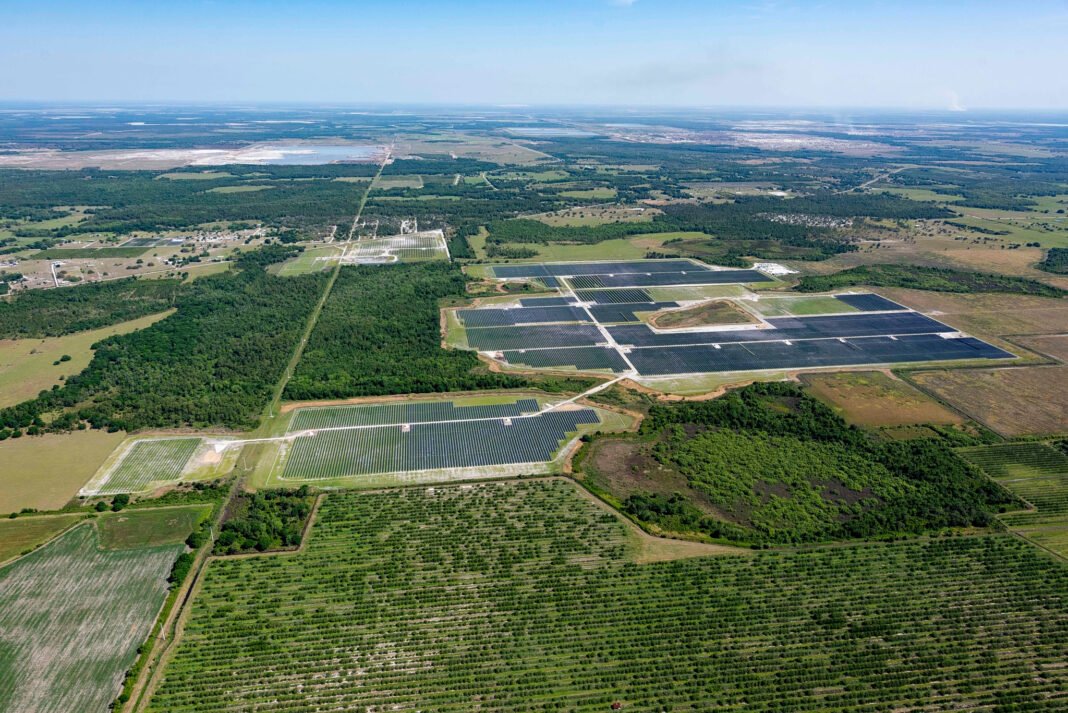 nextera:-Συμφωνία-67-δισ-δολ.-για-την-απόκτηση-της-dominion-energy