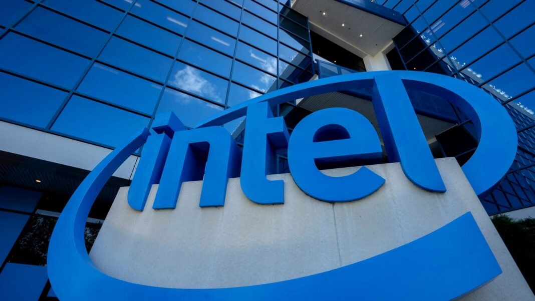 Η-apple-θα-συνεργαστεί-με-την-intel,-λέει-ο-trump