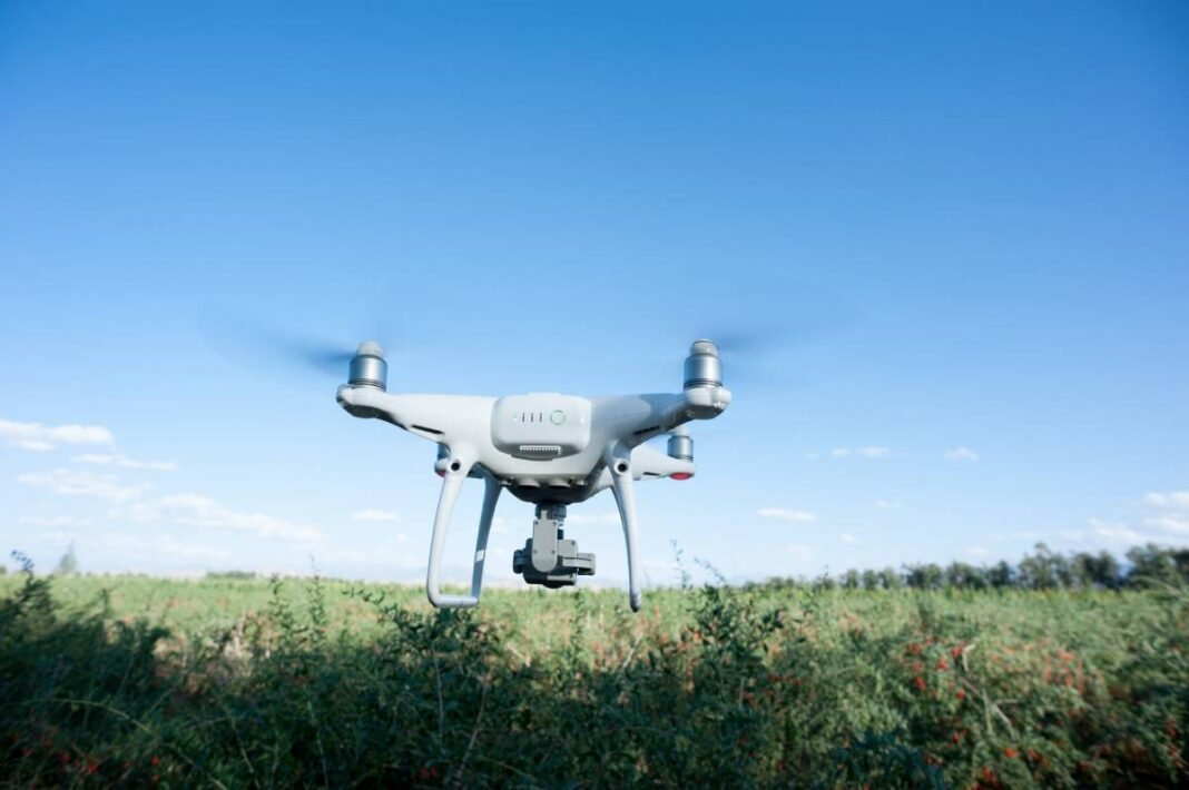 Από-τη-nasa-στην-αναδάσωση:-drones-«σπέρνουν»-40-εκατ.-δέντρα-τον-χρόνο-σε-Αμαζόνιο-και-Καλιφόρνια Από-τη-nasa-στην-αναδάσωση:-drones-«σπέρνουν»-40-εκατ.-δέντρα-τον-χρόνο-σε-Αμαζόνιο-και-Καλιφόρνια