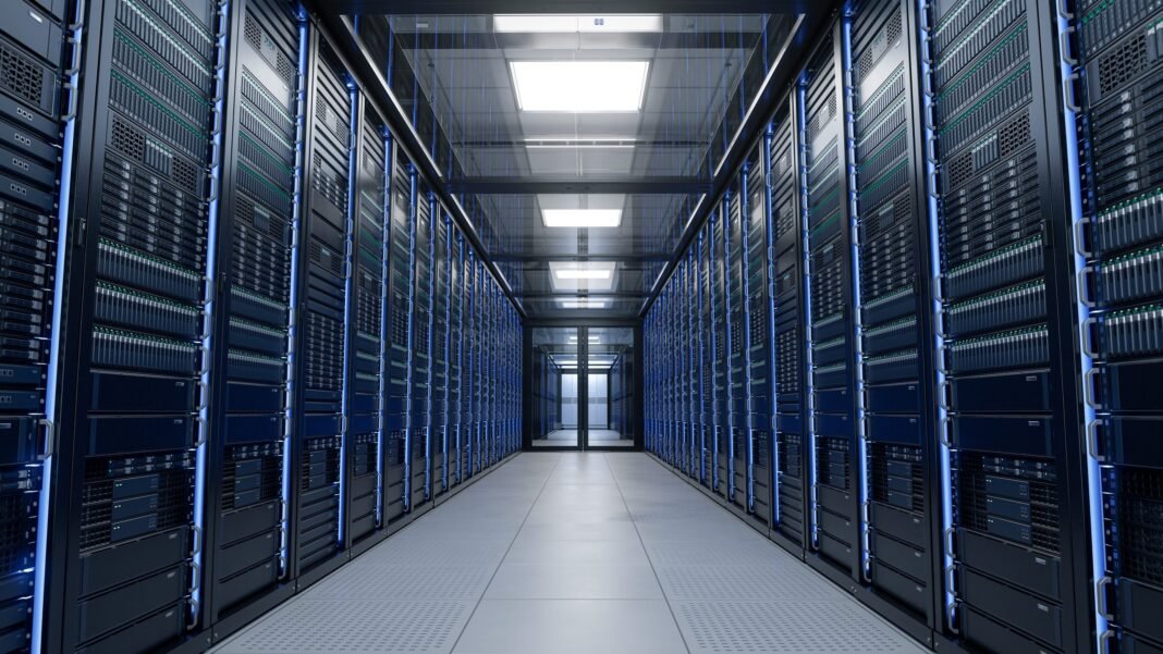 Η-περιοχή-με-37-data-centers-ζητά-από-τα-σχολεία-να-σβήσουν-τα-φώτα-εν-μέσω-καύσωνα 