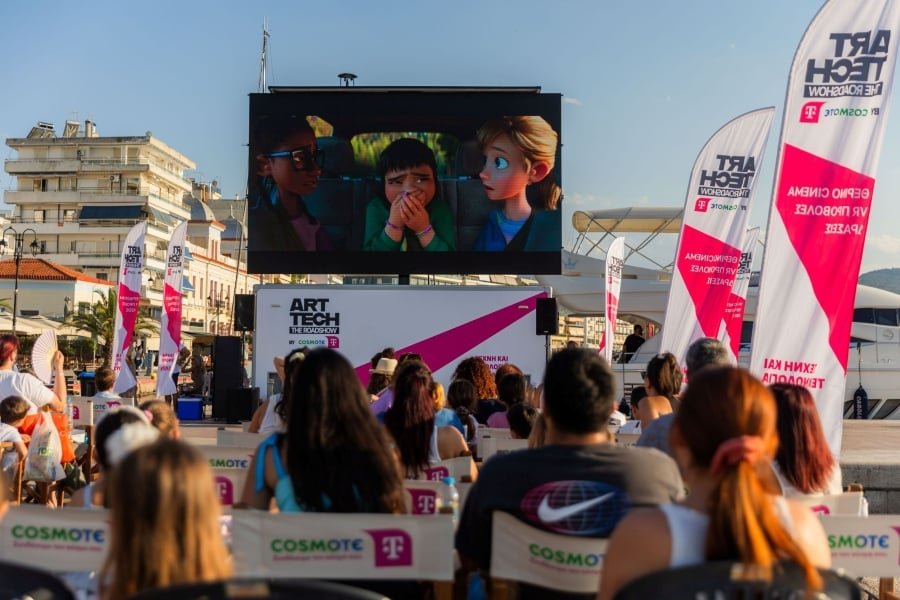 cosmote-telekom-art/-tech-–-the-roadshow:-Φετινή-παρουσία-σε-16-πόλεις-και-νησιά-της-Ελλάδας