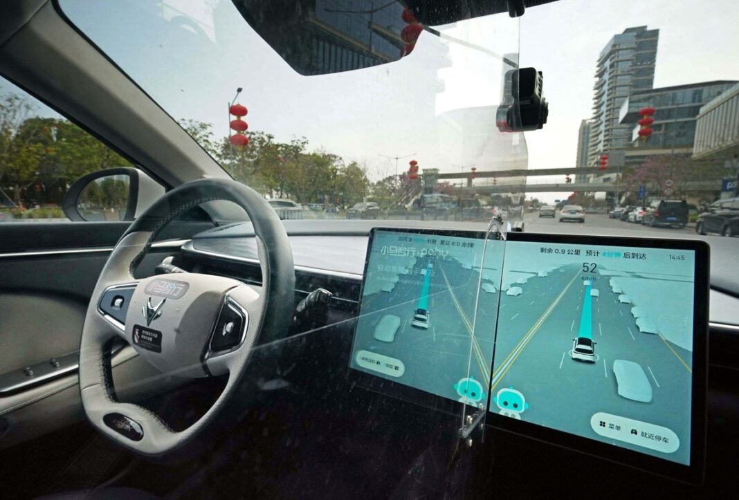 robotaxis:-Επιβάτες-τα-μετατρέπουν-σε-σκουπιδότοπους-και-χώρους-ύπνου