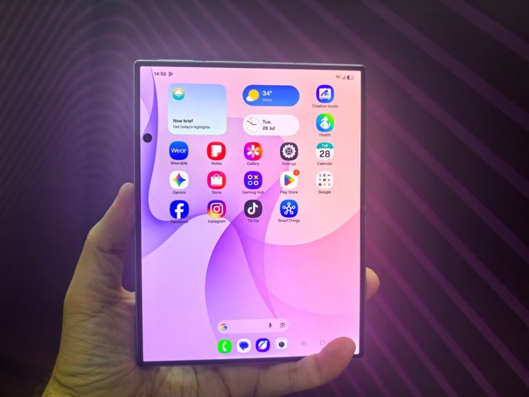 Ένα-foldable-ξεπερνά-σε-ζήτηση-τη-ναυαρχίδα-της-samsung Ένα-foldable-ξεπερνά-σε-ζήτηση-τη-ναυαρχίδα-της-samsung