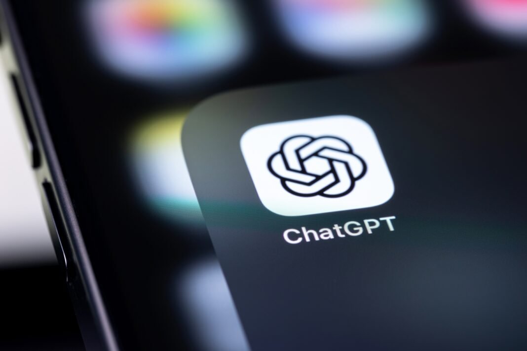 Το-chatgpt-«εισβάλλει»-στο-imessage:-Η-νέα-λειτουργία-της-openai-που-προκαλεί-κύμα-αντιδράσεων