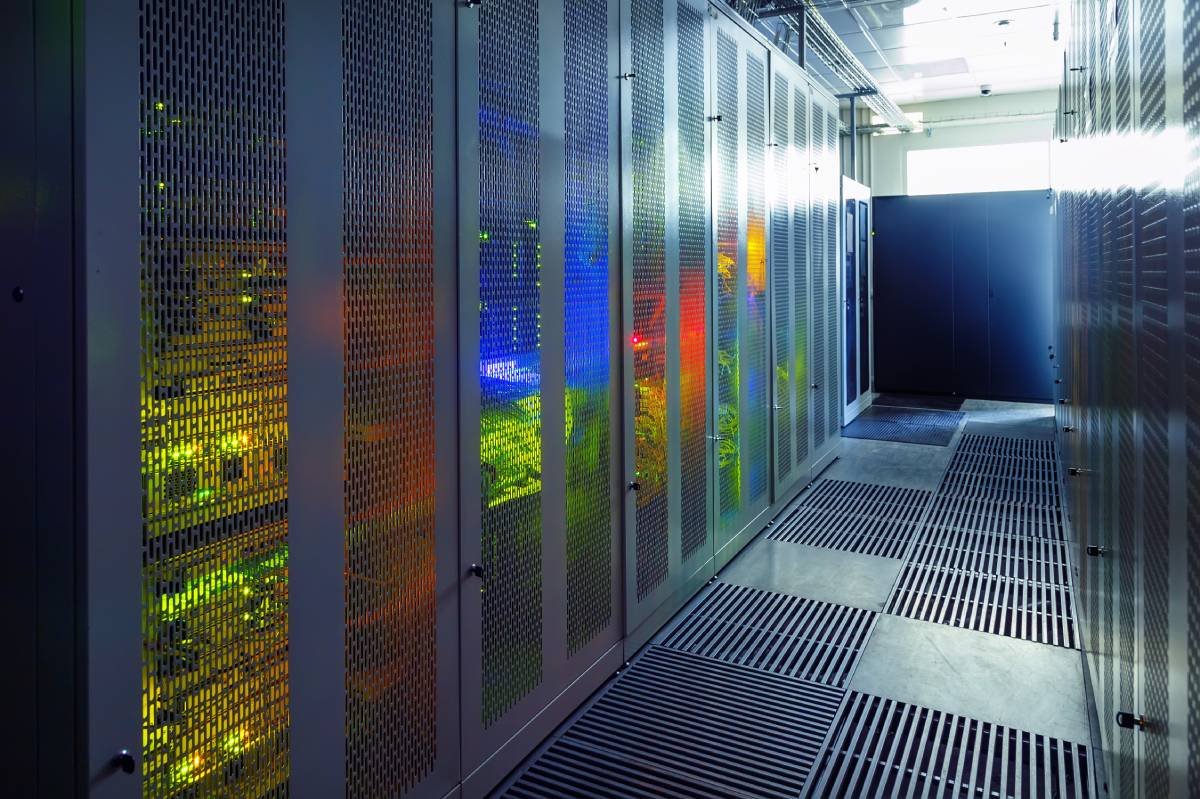 Τα AI data centers «αδειάζουν» τα εργοτάξια κατοικιών – Τι συμβαίνει στην αγορά