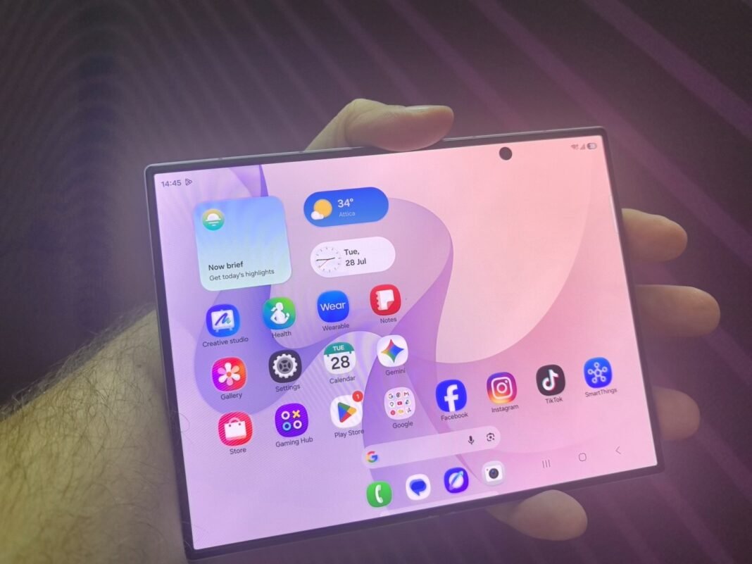 Πώς-η-samsung-μείωσε-το-βάρος-του-galaxy-z-fold-8 Πώς-η-samsung-μείωσε-το-βάρος-του-galaxy-z-fold-8