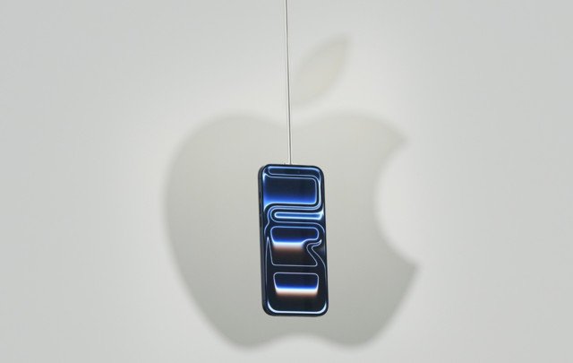 apple:-Σήμερα-αποκαλύπτει-το-iphone-18-και-το-νέο-αναδιπλούμενο-iphone-duo-–-Πόσο-κοστίζουν,-τι-θα-δούμε-στην-παρουσίαση
