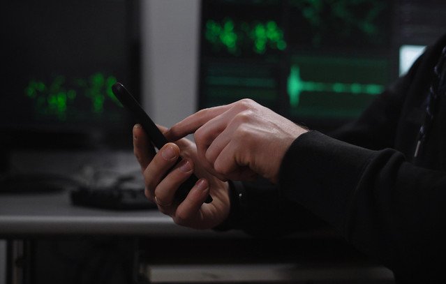 mobile-internet:-Συνδεδεμένοι-από-το-κινητό-4,8-δισ-άνθρωποι-στον-πλανήτη-–-offline-παραμένουν-3,4-δισ.