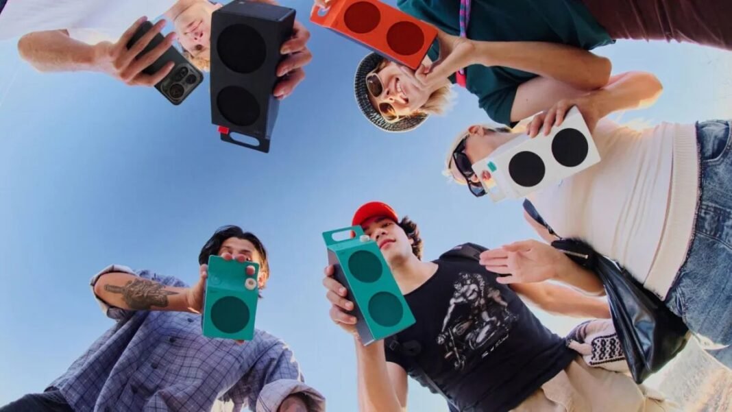 Η-cmf-της-nothing-κυκλοφορεί-φορητά-ηχεία-bluetooth